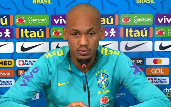 jogadores brasileiros que jogam muito nos clubes, mas não na seleção jogadores brasileiros que jogam muito nos clubes, mas não na seleção