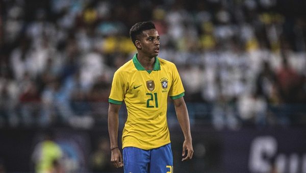 Rodrygo joga menos de meia hora com a seleção Rodrygo joga menos de meia hora com a seleção